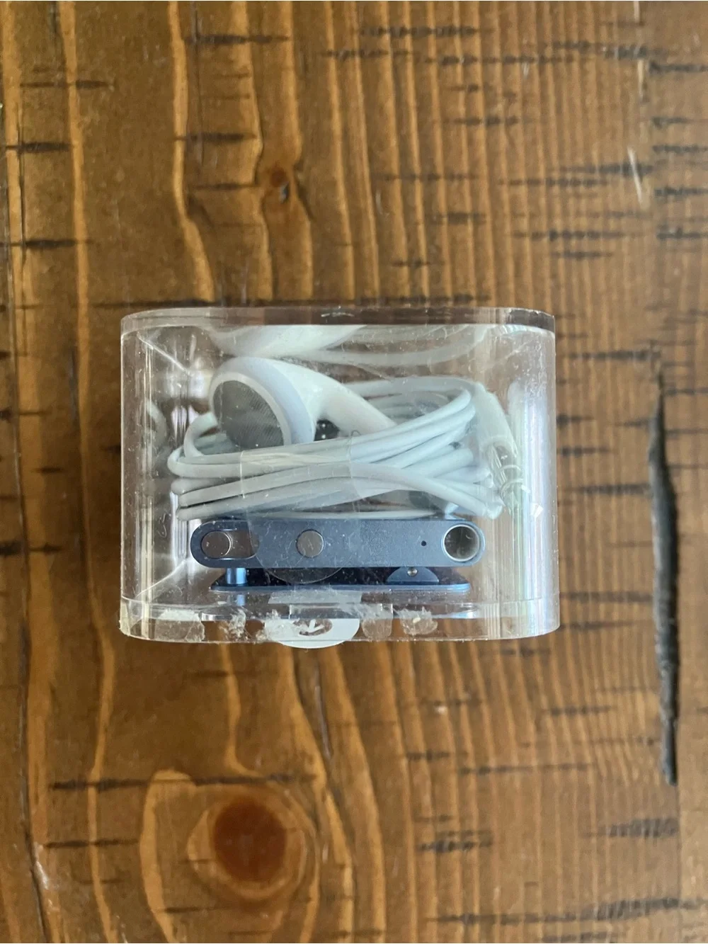 Brand New iPod Shuffle 4th Generation